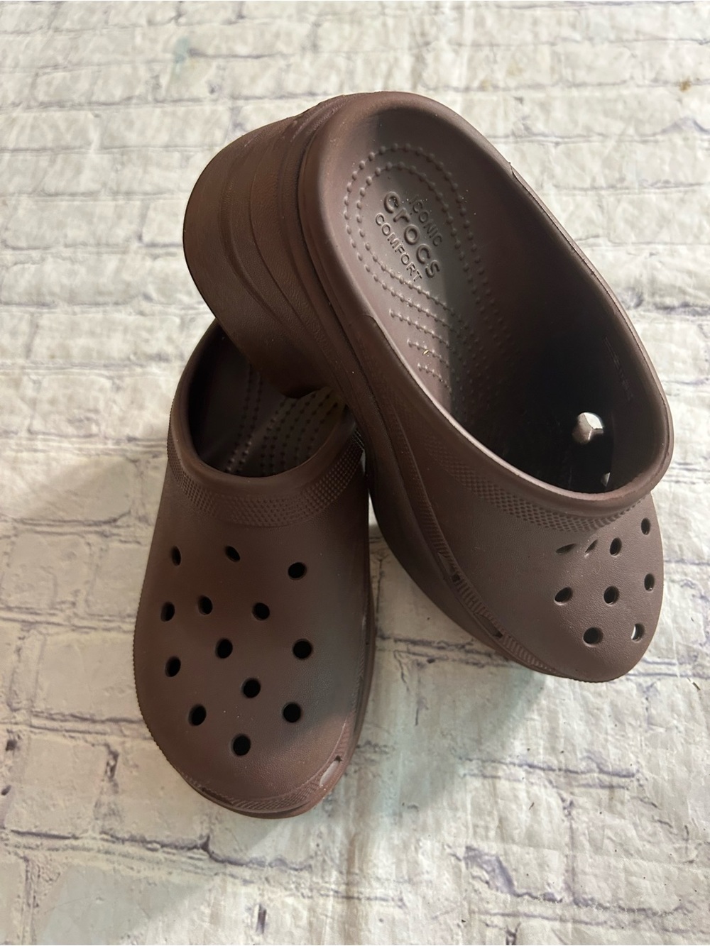 CROCS ICONIC COMFORT SIREN PLATFORM CLOGS AMIS BLOCK HEEL CHOCOLATE BROWN M4 W6 - Picture 10 of 12